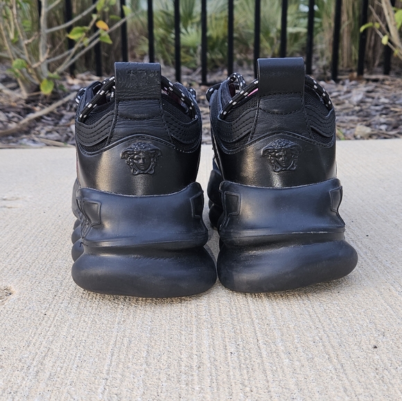 Versace Chain Reaction - Picture 5 of 7